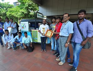 Good Samaritan from Coimbatore receives 'Unsung Hero Award...